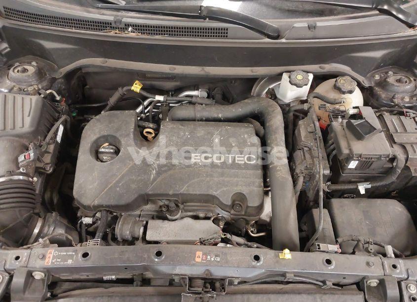 Photo 10 of 2019 Chevrolet Equinox LT (VIN 3GNAXUEV1KL286305)