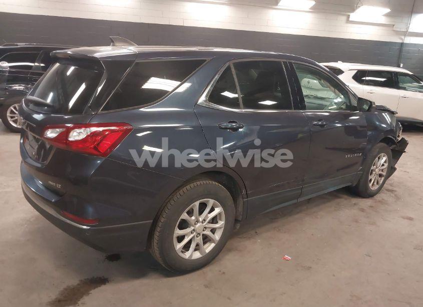 Photo 4 of 2019 Chevrolet Equinox LT (VIN 3GNAXUEV1KL286305)