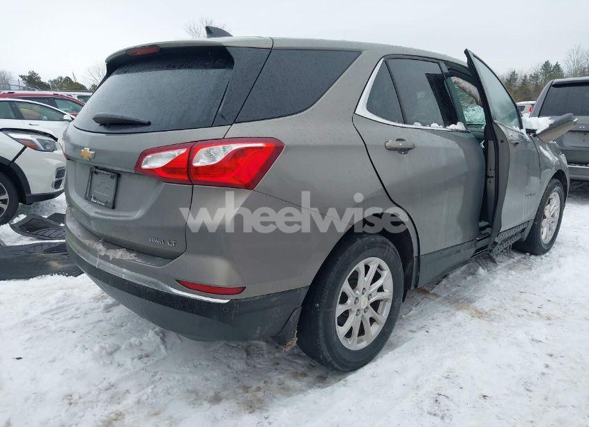 Photo 4 of 2019 Chevrolet Equinox LT (VIN 3GNAXUEV1KS585170)