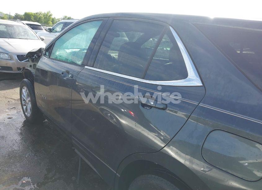 Photo 15 of 2019 Chevrolet Equinox LT (VIN 3GNAXUEV1KS633184)