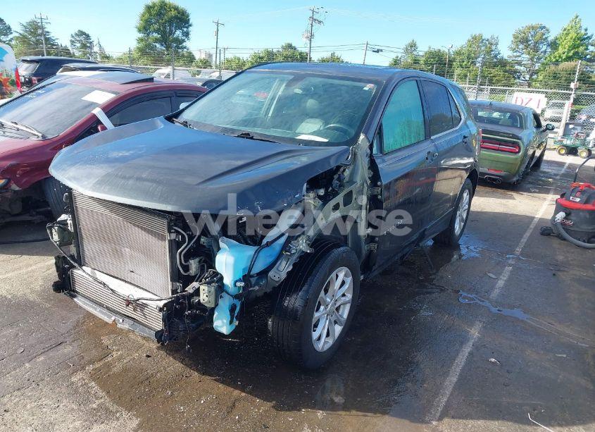 Photo 2 of 2019 Chevrolet Equinox LT (VIN 3GNAXUEV1KS633184)