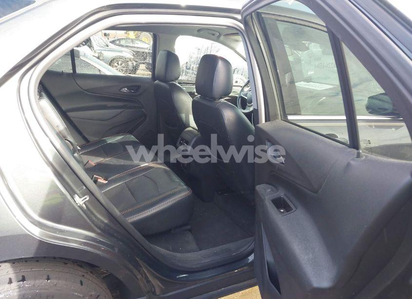 Photo 8 of 2019 Chevrolet Equinox LT (VIN 3GNAXUEV1KS633184)