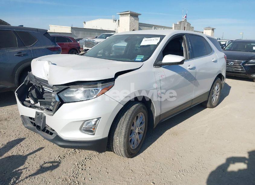 Photo 2 of 2020 Chevrolet Equinox AWD LT 1.5L TURBO (VIN 3GNAXUEV1LL147311)