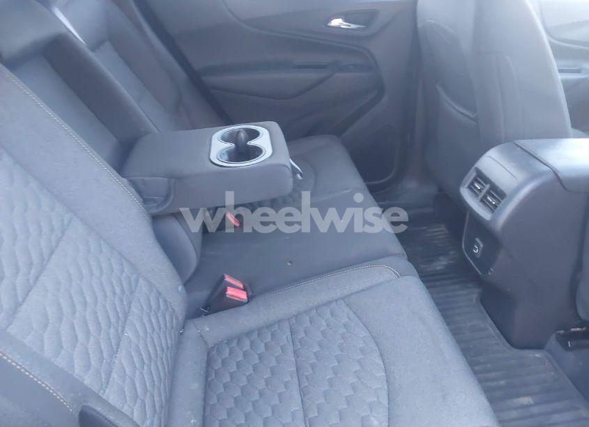 Photo 8 of 2020 Chevrolet Equinox AWD LT 1.5L TURBO (VIN 3GNAXUEV1LL190871)