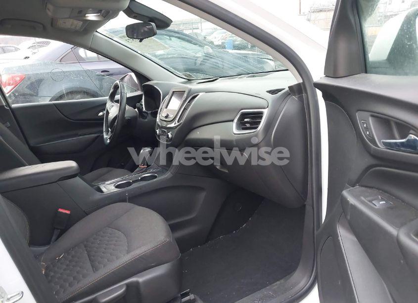 Photo 5 of 2020 Chevrolet Equinox AWD LT 1.5L TURBO (VIN 3GNAXUEV1LL281039)