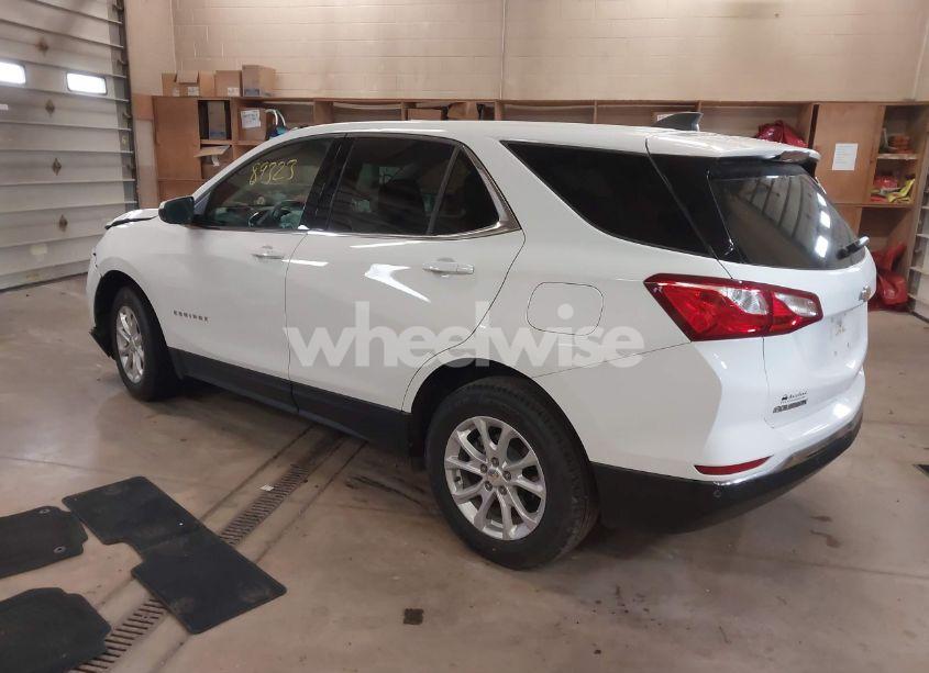 Photo 3 of 2020 Chevrolet Equinox AWD LT 1.5L TURBO (VIN 3GNAXUEV1LS619741)