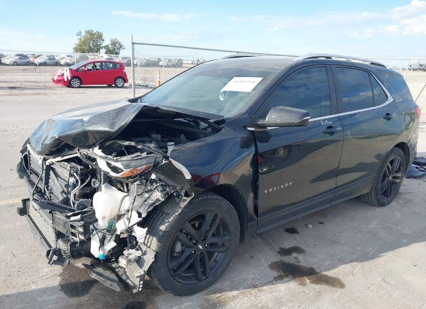 Photo 2 of 2021 Chevrolet Equinox AWD LT (VIN 3GNAXUEV1ML303817)