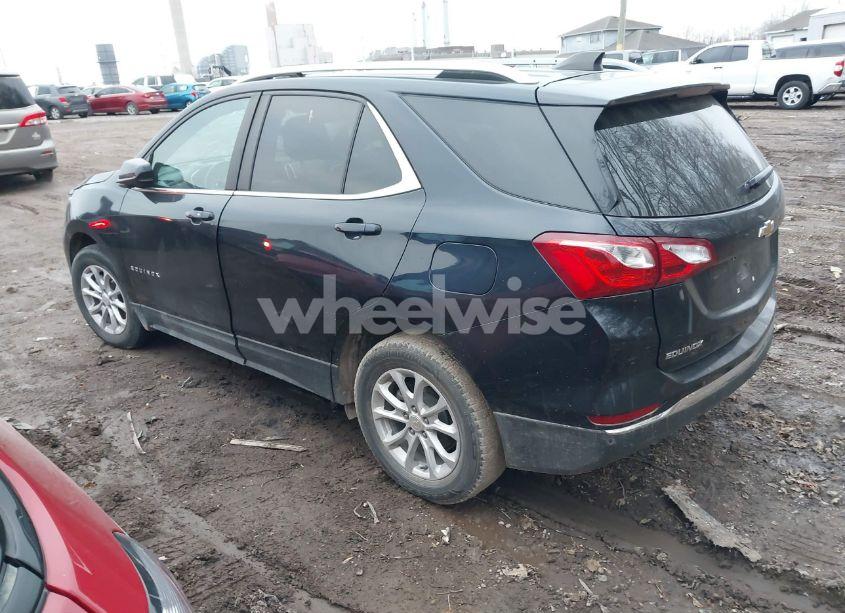Photo 3 of 2021 Chevrolet Equinox AWD LT (VIN 3GNAXUEV1MS114591)