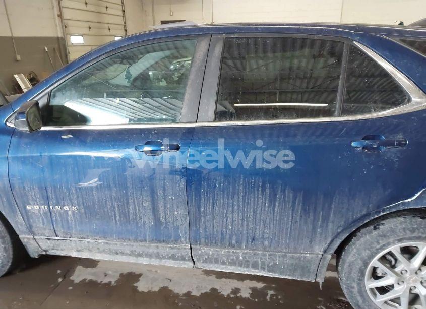 Photo 14 of 2022 Chevrolet Equinox AWD LT (VIN 3GNAXUEV1NL102243)