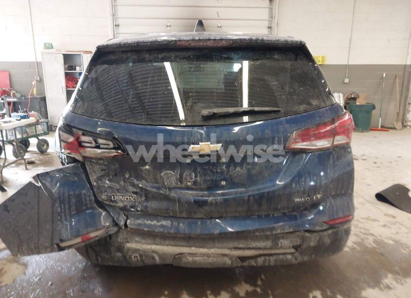 Photo 16 of 2022 Chevrolet Equinox AWD LT (VIN 3GNAXUEV1NL102243)