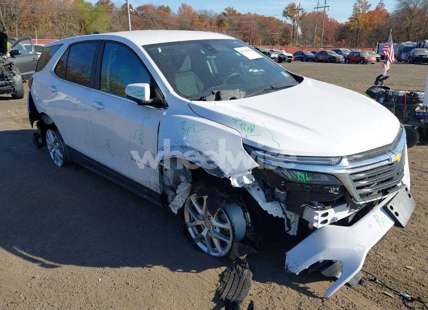 Photo 6 of 2022 Chevrolet Equinox AWD LT (VIN 3GNAXUEV1NL241594)