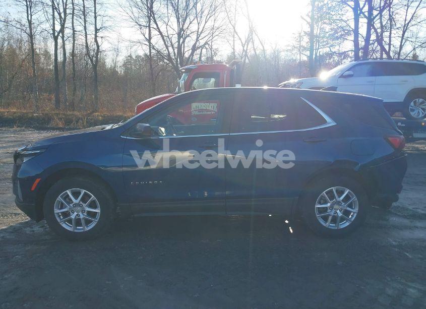Photo 14 of 2022 Chevrolet Equinox LT (VIN 3GNAXUEV1NL299771)