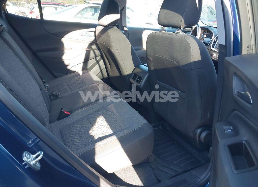 Photo 8 of 2022 Chevrolet Equinox LT (VIN 3GNAXUEV1NL299771)