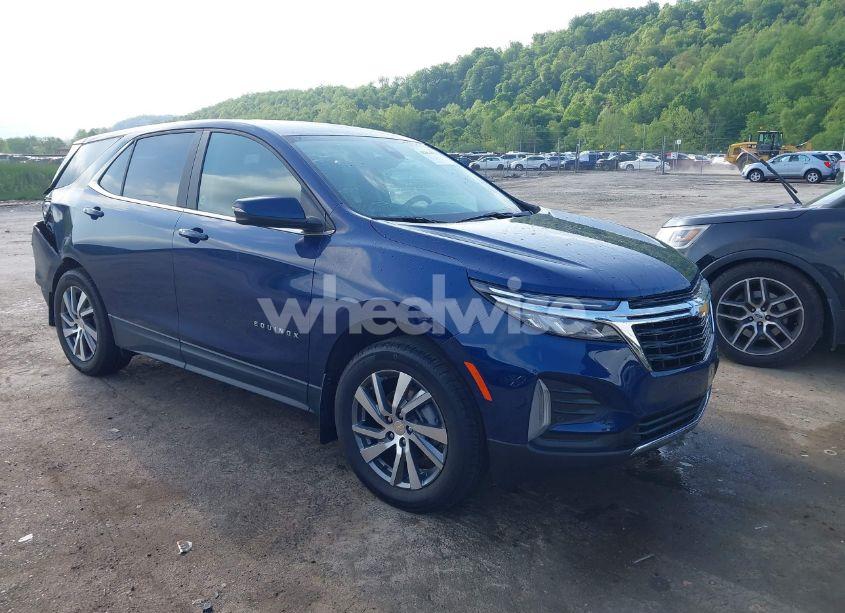 2022 Chevrolet Equinox AWD LT (VIN 3GNAXUEV1NL313538) main photo