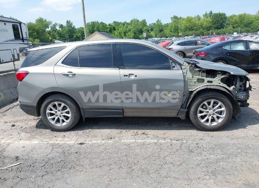 Photo 14 of 2019 Chevrolet Equinox LT (VIN 3GNAXUEV2KS519968)