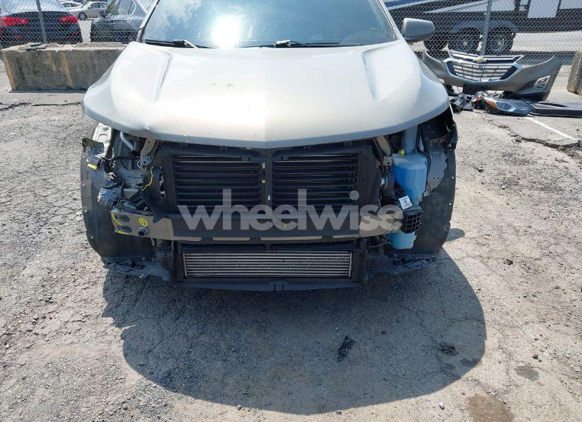 Photo 6 of 2019 Chevrolet Equinox LT (VIN 3GNAXUEV2KS519968)