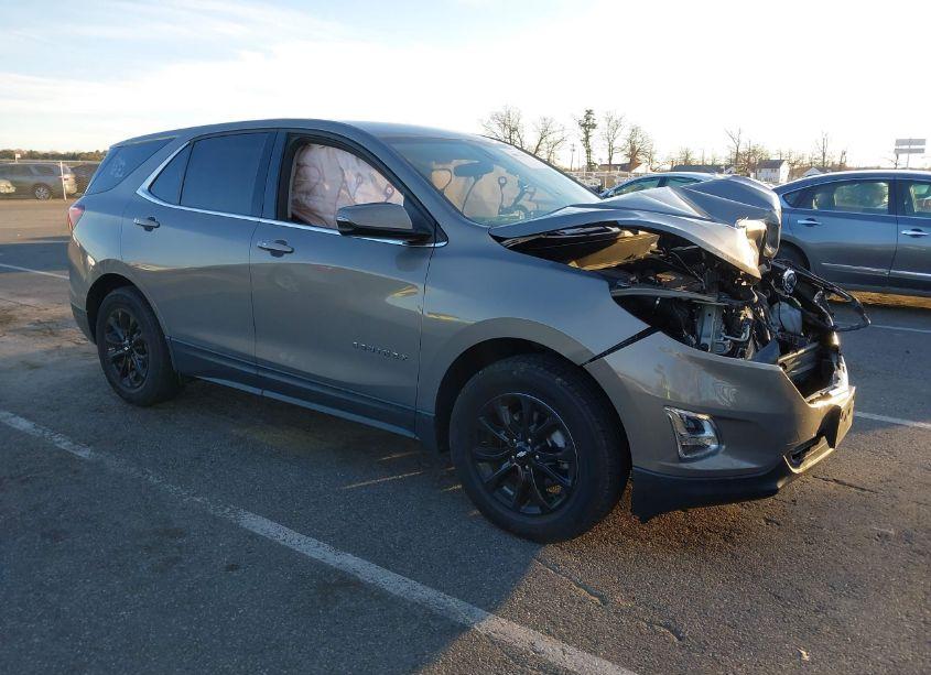2019 Chevrolet Equinox LT (VIN 3GNAXUEV2KS554798) main photo