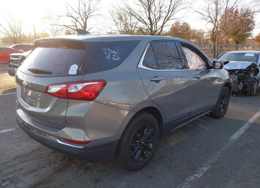Photo 4 of 2019 Chevrolet Equinox LT (VIN 3GNAXUEV2KS554798)