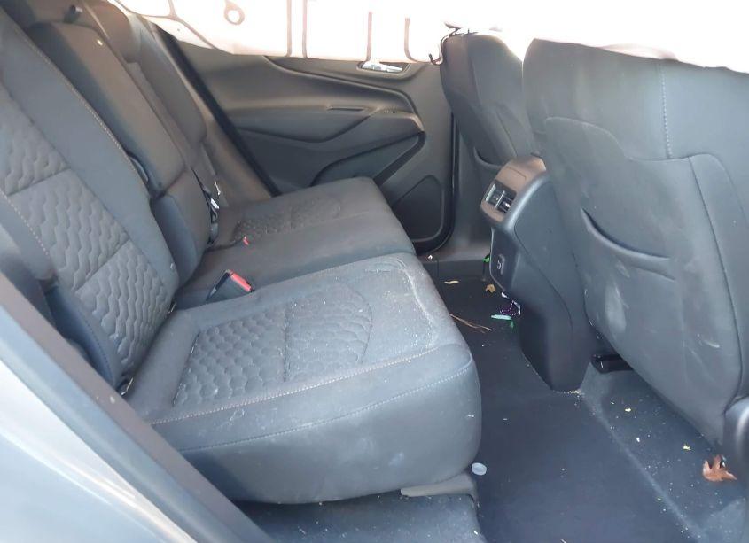 Photo 8 of 2019 Chevrolet Equinox LT (VIN 3GNAXUEV2KS554798)