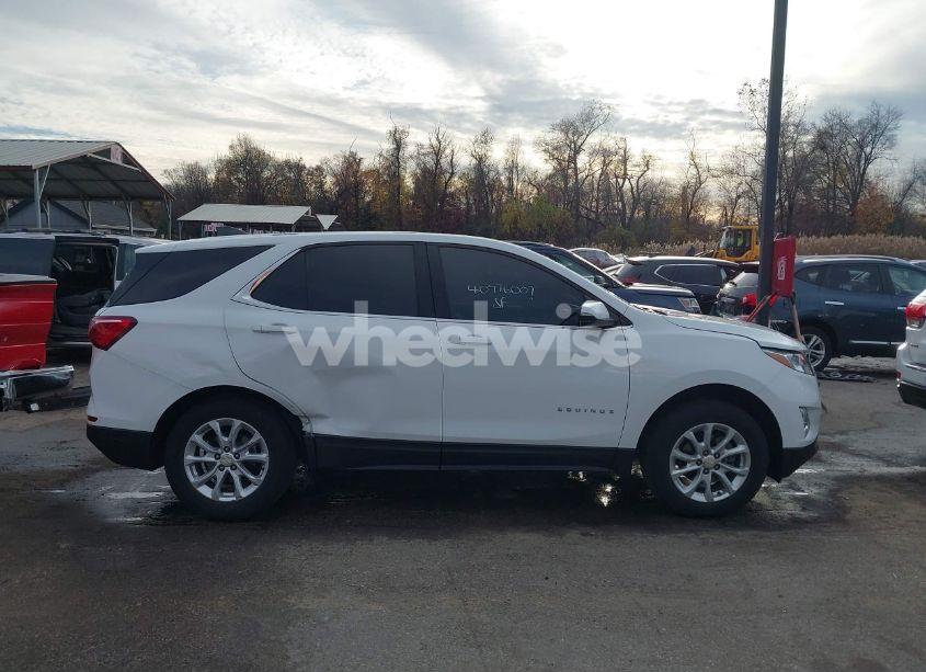 Photo 13 of 2019 Chevrolet Equinox LT (VIN 3GNAXUEV2KS561220)