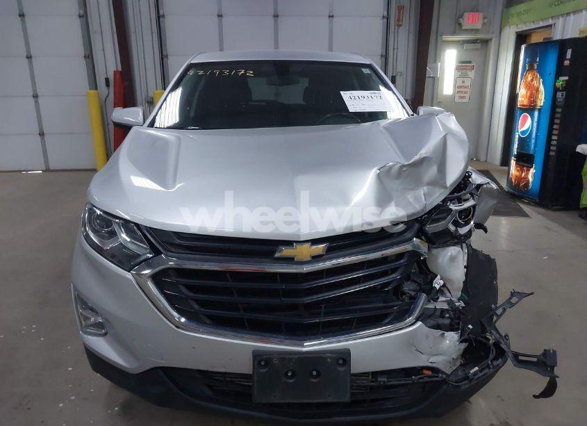Photo 12 of 2019 Chevrolet Equinox LT (VIN 3GNAXUEV2KS575604)