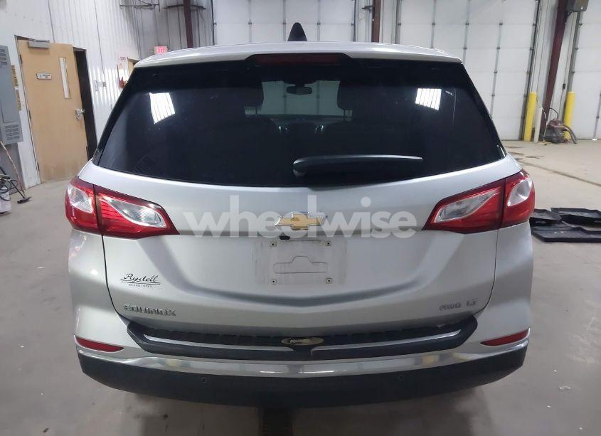 Photo 16 of 2019 Chevrolet Equinox LT (VIN 3GNAXUEV2KS575604)