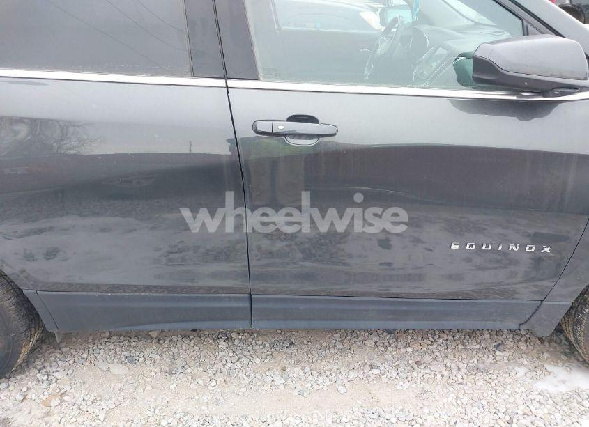 Photo 13 of 2020 Chevrolet Equinox AWD LT 1.5L TURBO (VIN 3GNAXUEV2LS620106)
