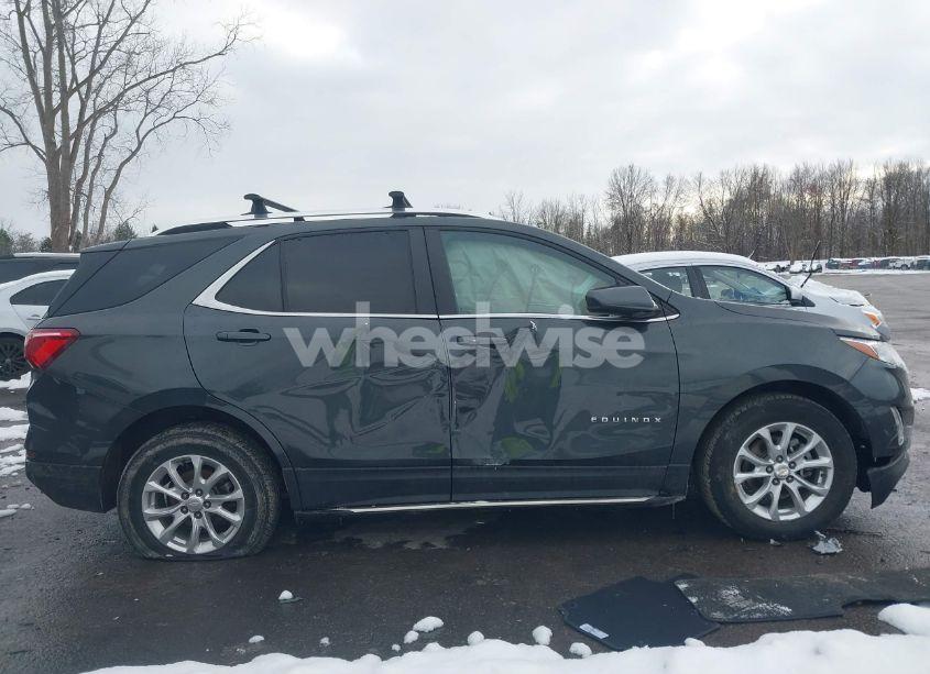 Photo 13 of 2021 Chevrolet Equinox AWD LT (VIN 3GNAXUEV2ML379837)