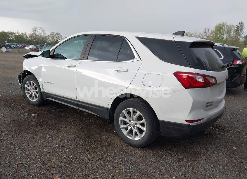 Photo 3 of 2021 Chevrolet Equinox AWD LT (VIN 3GNAXUEV2MS118777)