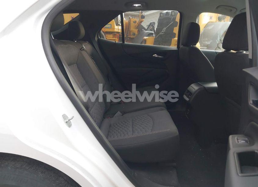 Photo 8 of 2021 Chevrolet Equinox AWD LT (VIN 3GNAXUEV2MS118777)