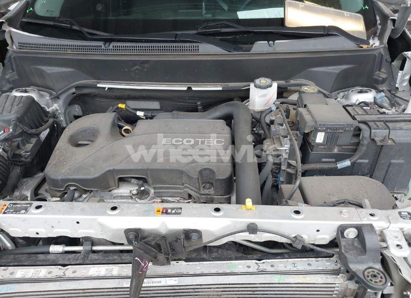 Photo 10 of 2021 Chevrolet Equinox AWD LT (VIN 3GNAXUEV2MS132372)