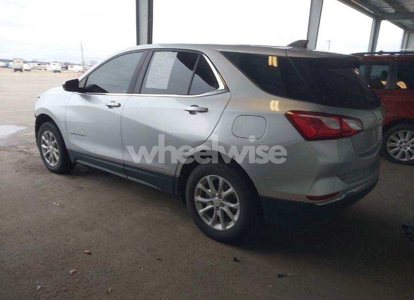 Photo 3 of 2021 Chevrolet Equinox AWD LT (VIN 3GNAXUEV2MS132372)