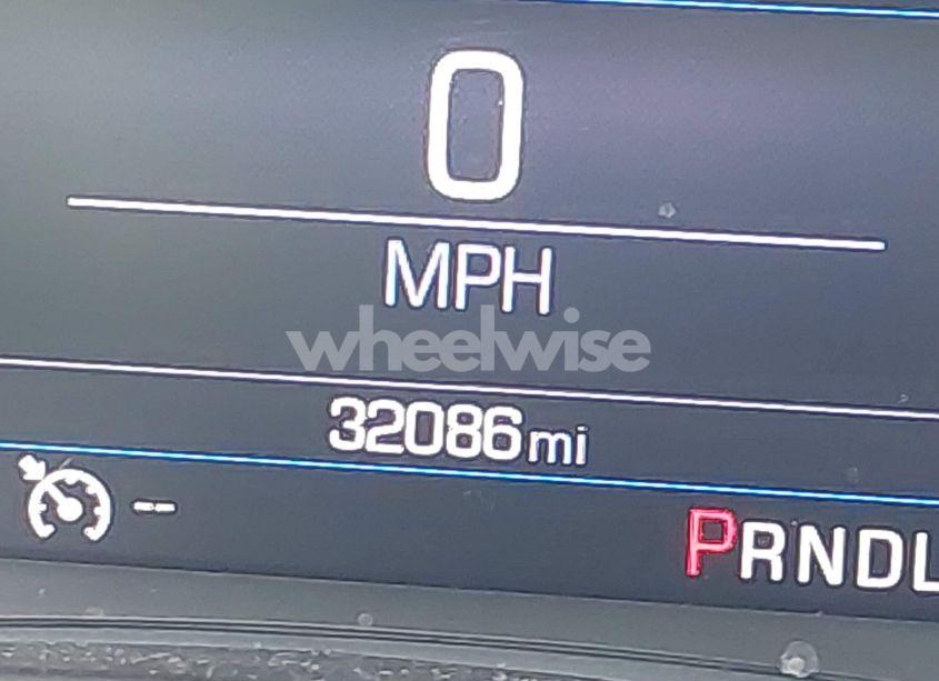 Photo 15 of 2022 Chevrolet Equinox AWD LT (VIN 3GNAXUEV2NL180174)