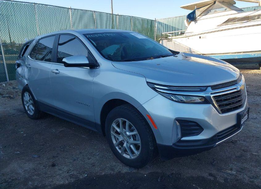 2022 Chevrolet Equinox AWD LT (VIN 3GNAXUEV2NL190803) main photo