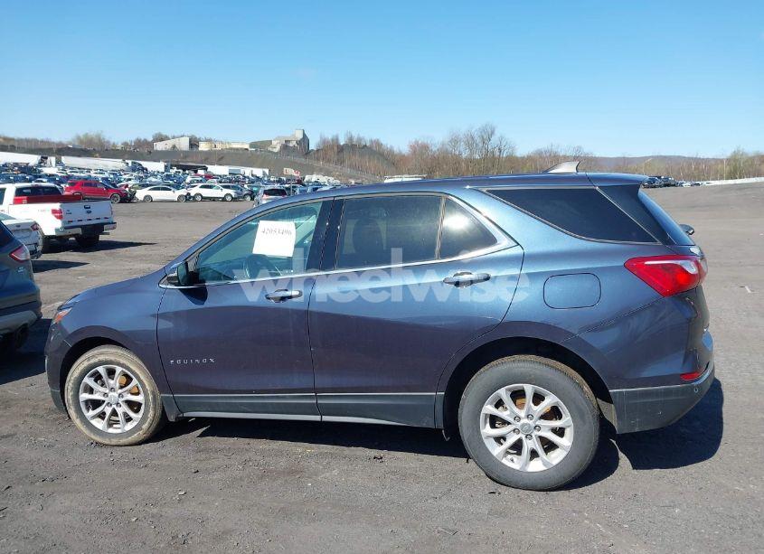 Photo 14 of 2019 Chevrolet Equinox LT (VIN 3GNAXUEV3KL105530)