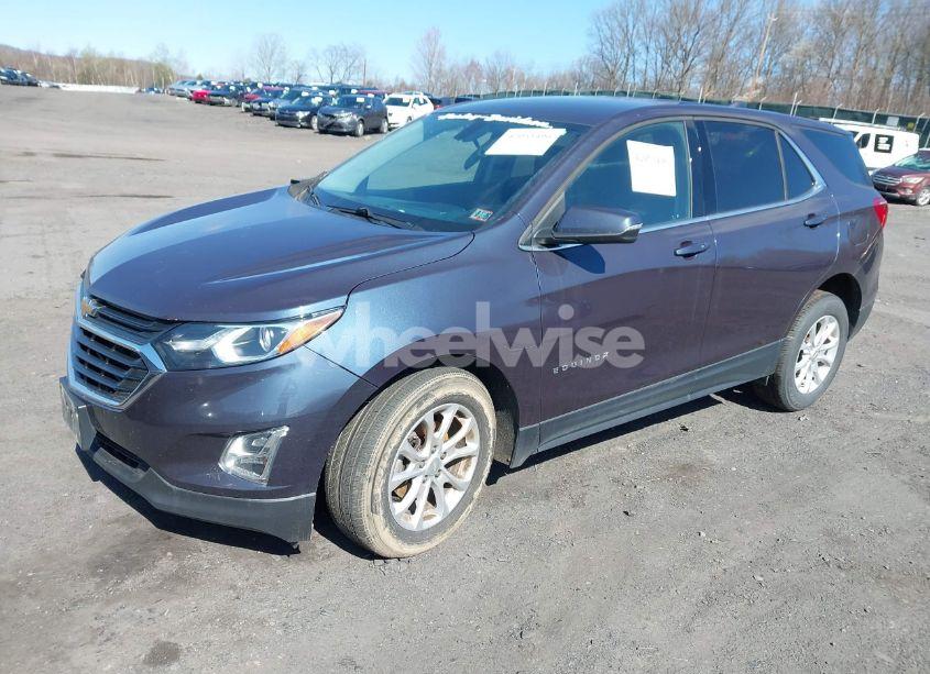 Photo 2 of 2019 Chevrolet Equinox LT (VIN 3GNAXUEV3KL105530)