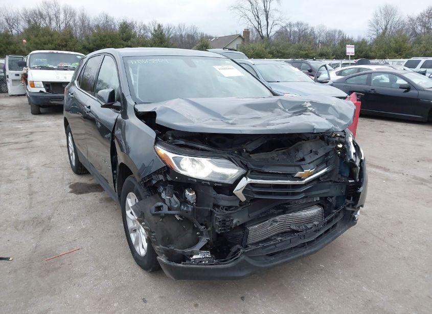 2019 Chevrolet Equinox LT (VIN 3GNAXUEV3KS523012) main photo