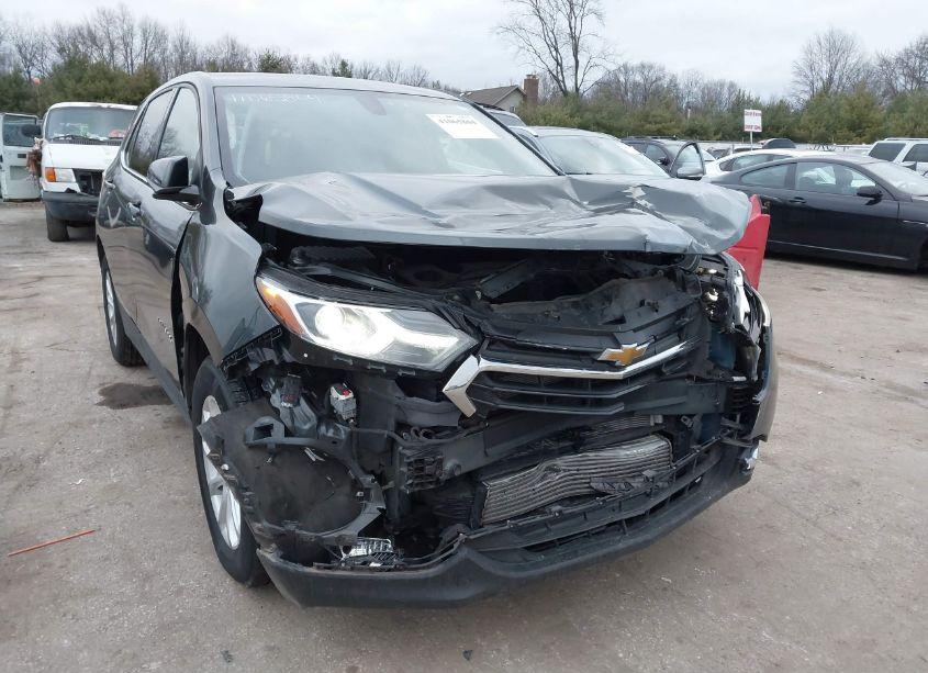 Photo 6 of 2019 Chevrolet Equinox LT (VIN 3GNAXUEV3KS523012)