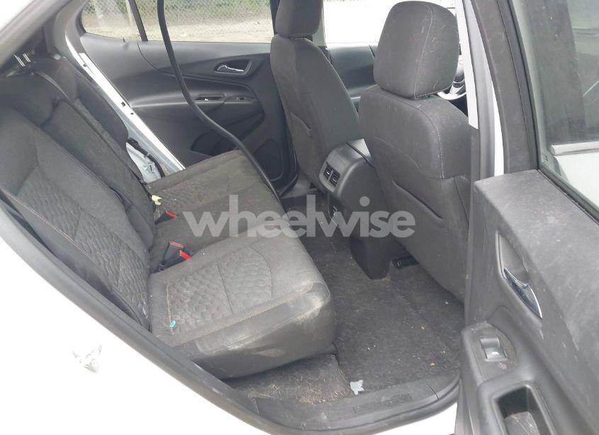 Photo 8 of 2020 Chevrolet Equinox AWD LT 1.5L TURBO (VIN 3GNAXUEV3LS629106)