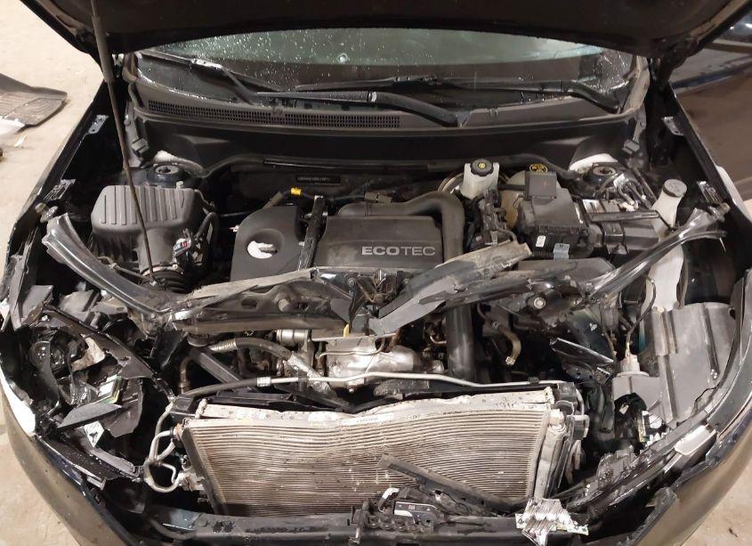 Photo 10 of 2021 Chevrolet Equinox AWD LT (VIN 3GNAXUEV3MS117671)