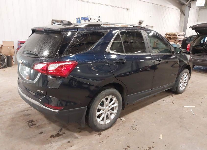 Photo 4 of 2021 Chevrolet Equinox AWD LT (VIN 3GNAXUEV3MS117671)