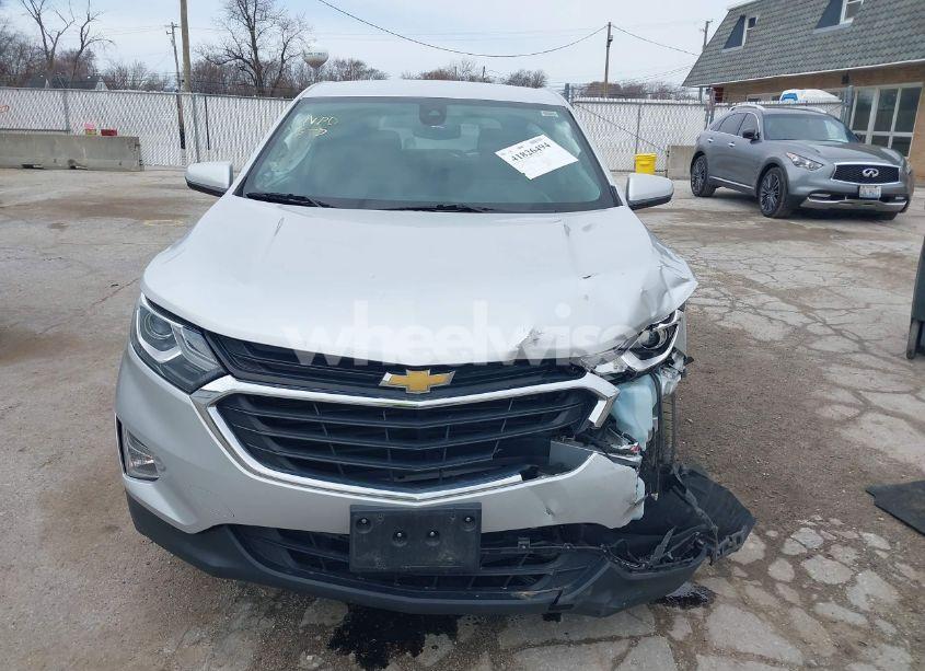 Photo 13 of 2021 Chevrolet Equinox AWD LT (VIN 3GNAXUEV3MS133823)
