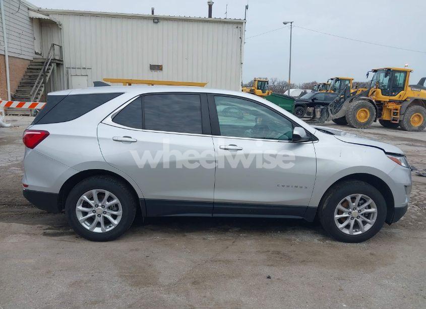 Photo 14 of 2021 Chevrolet Equinox AWD LT (VIN 3GNAXUEV3MS133823)