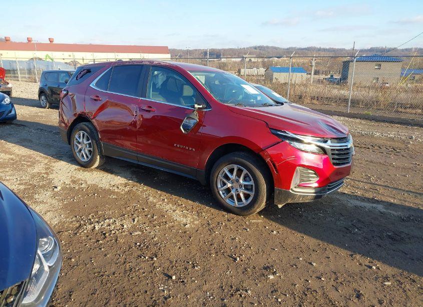 2022 Chevrolet Equinox AWD LT (VIN 3GNAXUEV3NL108044) main photo