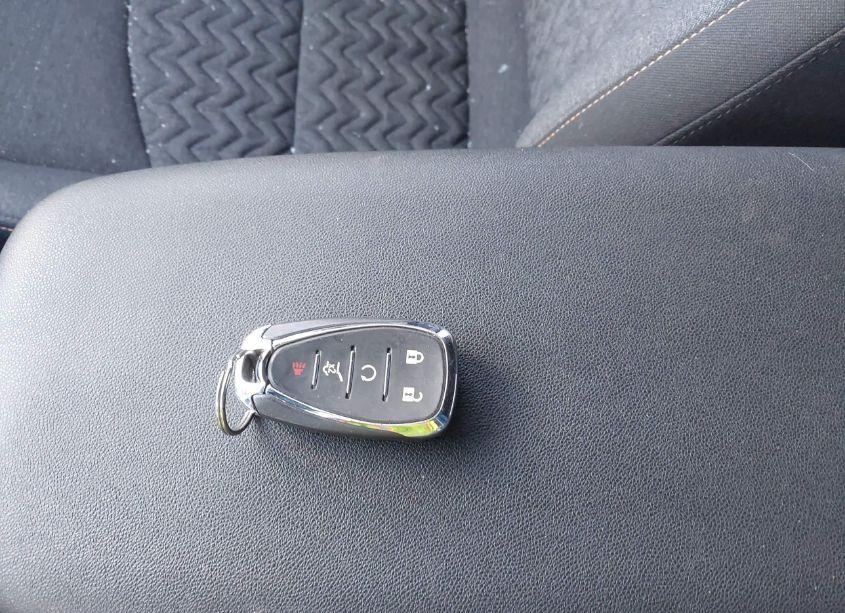Photo 11 of 2022 Chevrolet Equinox AWD LT (VIN 3GNAXUEV3NL108044)