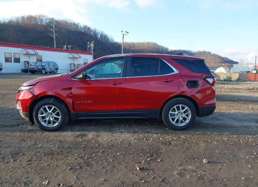 Photo 14 of 2022 Chevrolet Equinox AWD LT (VIN 3GNAXUEV3NL108044)