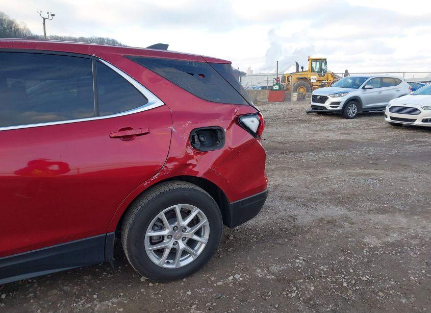 Photo 17 of 2022 Chevrolet Equinox AWD LT (VIN 3GNAXUEV3NL108044)