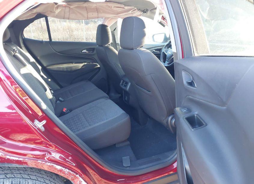Photo 8 of 2022 Chevrolet Equinox AWD LT (VIN 3GNAXUEV3NL108044)