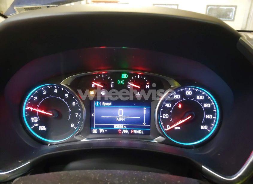 Photo 7 of 2022 Chevrolet Equinox AWD LT (VIN 3GNAXUEV3NL271616)