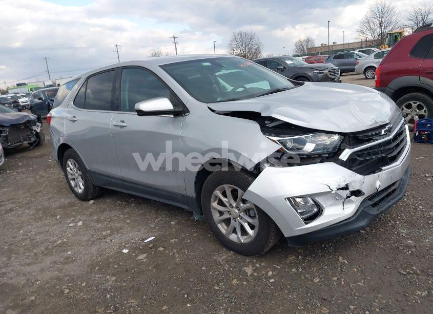 2019 Chevrolet Equinox LT (VIN 3GNAXUEV4KL168233) main photo